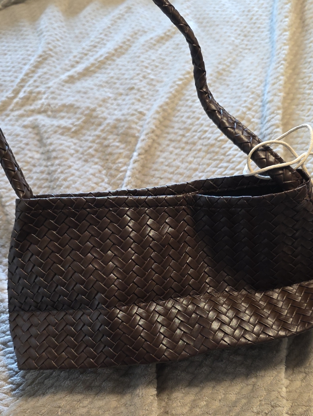 Woven Shoulder Bag in Dark Brown